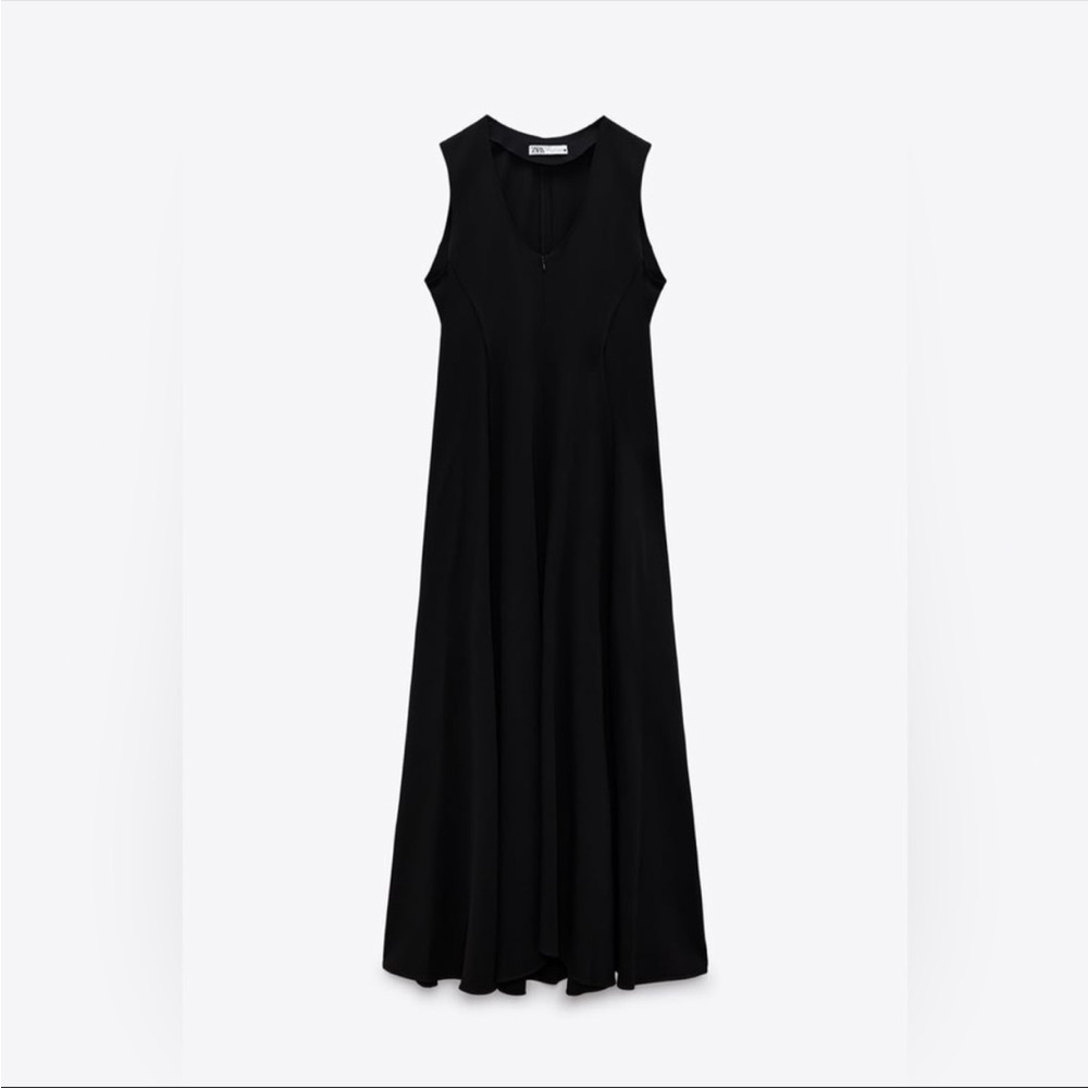 Limited edition black maxi dress NWT - Picture 2 of 4